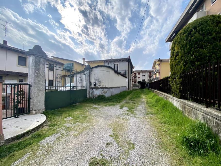 Apartament Zona Fiera A 10 Minuti Dal Centro Con Parcheggio Werona Zewnętrze zdjęcie