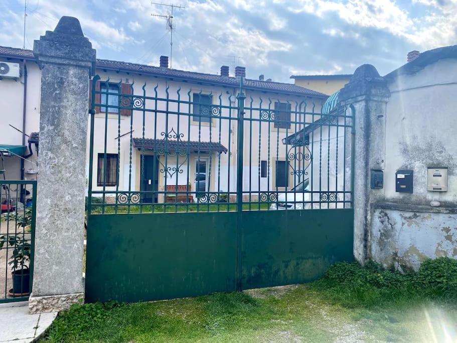 Apartament Zona Fiera A 10 Minuti Dal Centro Con Parcheggio Werona Zewnętrze zdjęcie